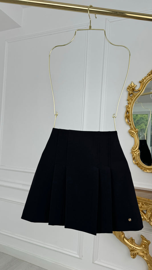 Short Tennis Skirt With Hidden Pants - Black