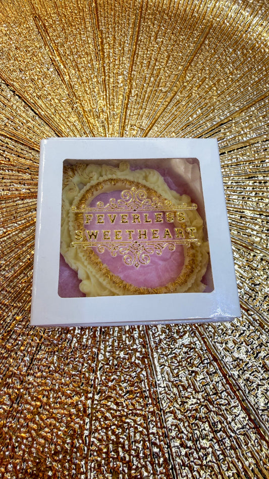 Ramă Baroc din ciocolatǎ Belgianǎ decorat cu aur comestibil