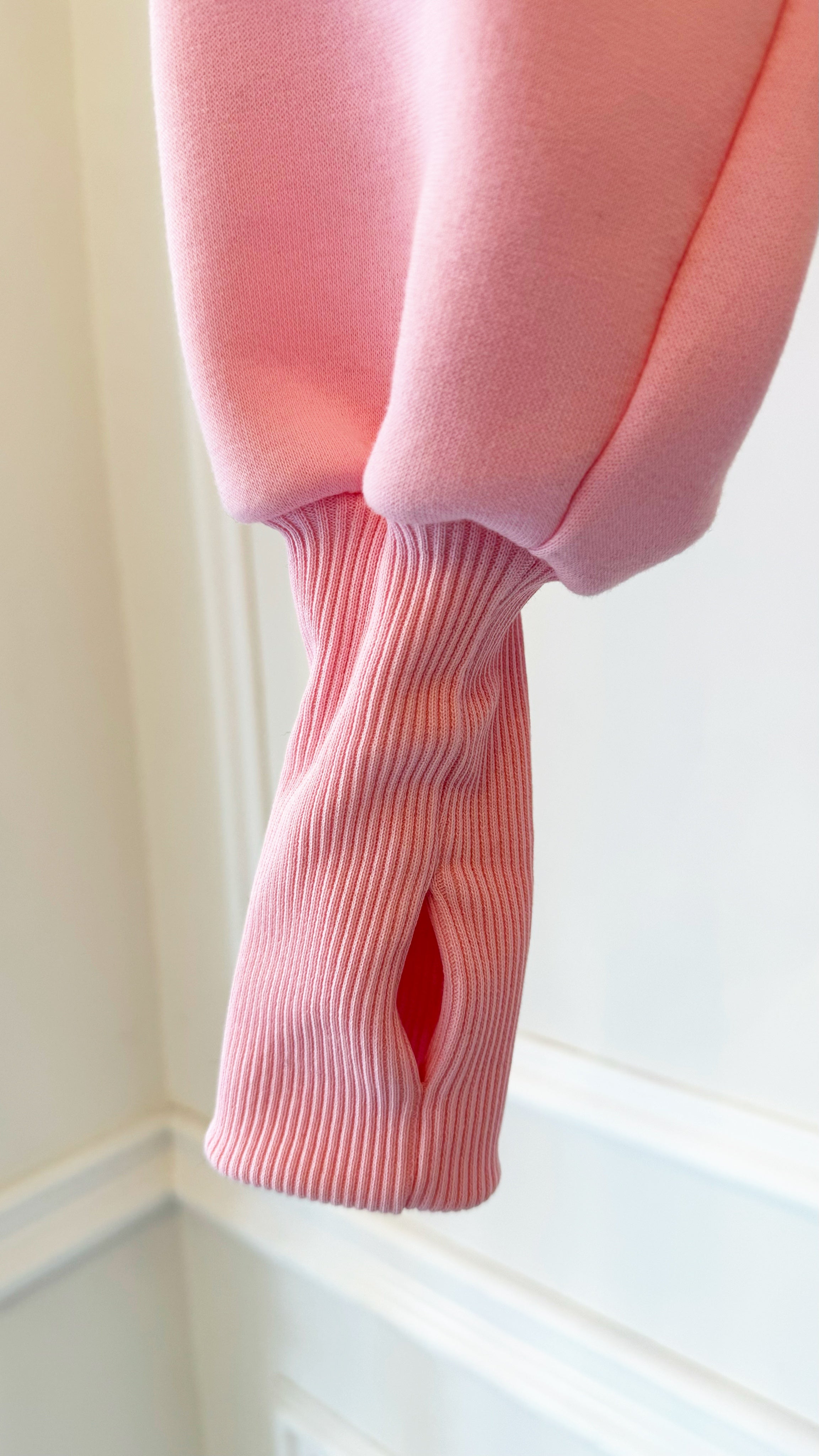 Blouse ERIA 330 with Satin Lining Cropped – BABY PINK Blouse ERIA 330 with Satin Lining Cropped – BABY PINK
