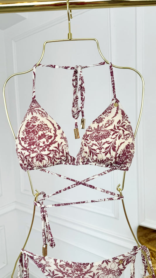 Triangle Bikini Top "Baroque" with Detachable Cups.