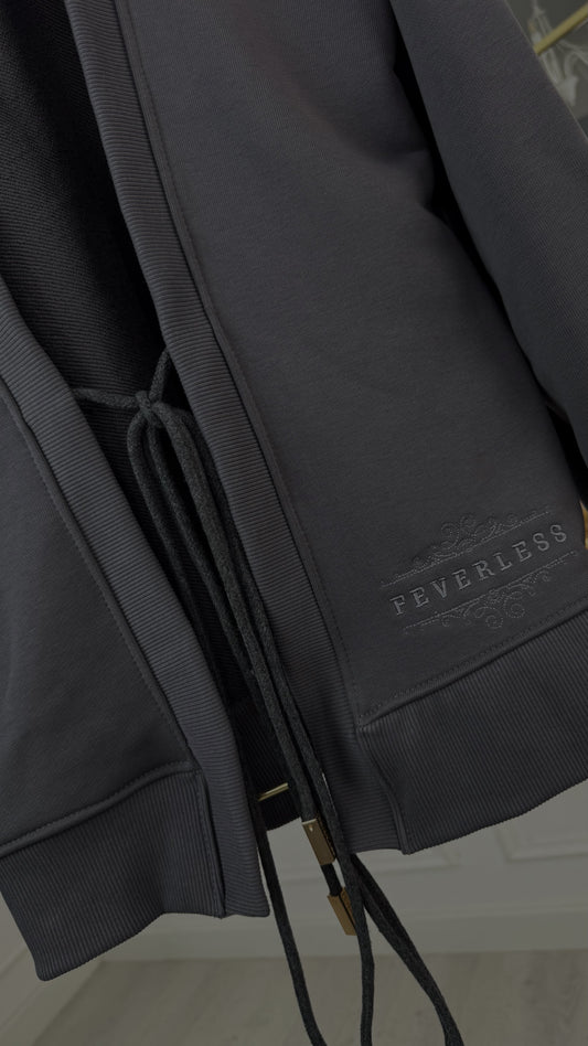Blusa "Eria 500" con Espalda Descubierta – GRIS OSCURO
