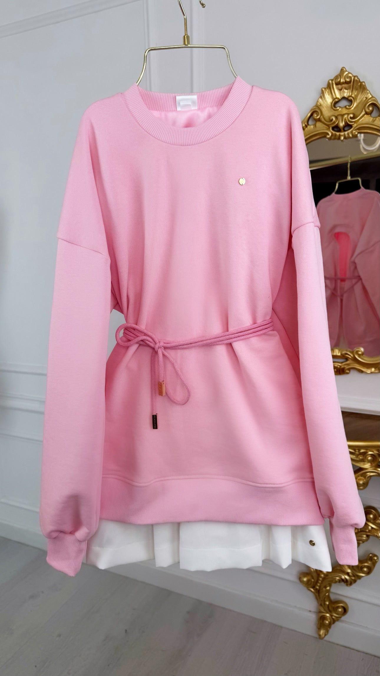 Bluză  " Eria 330 " cu spatele gol Baby Pink Bluză  " Eria 330 " cu spatele gol Baby Pink