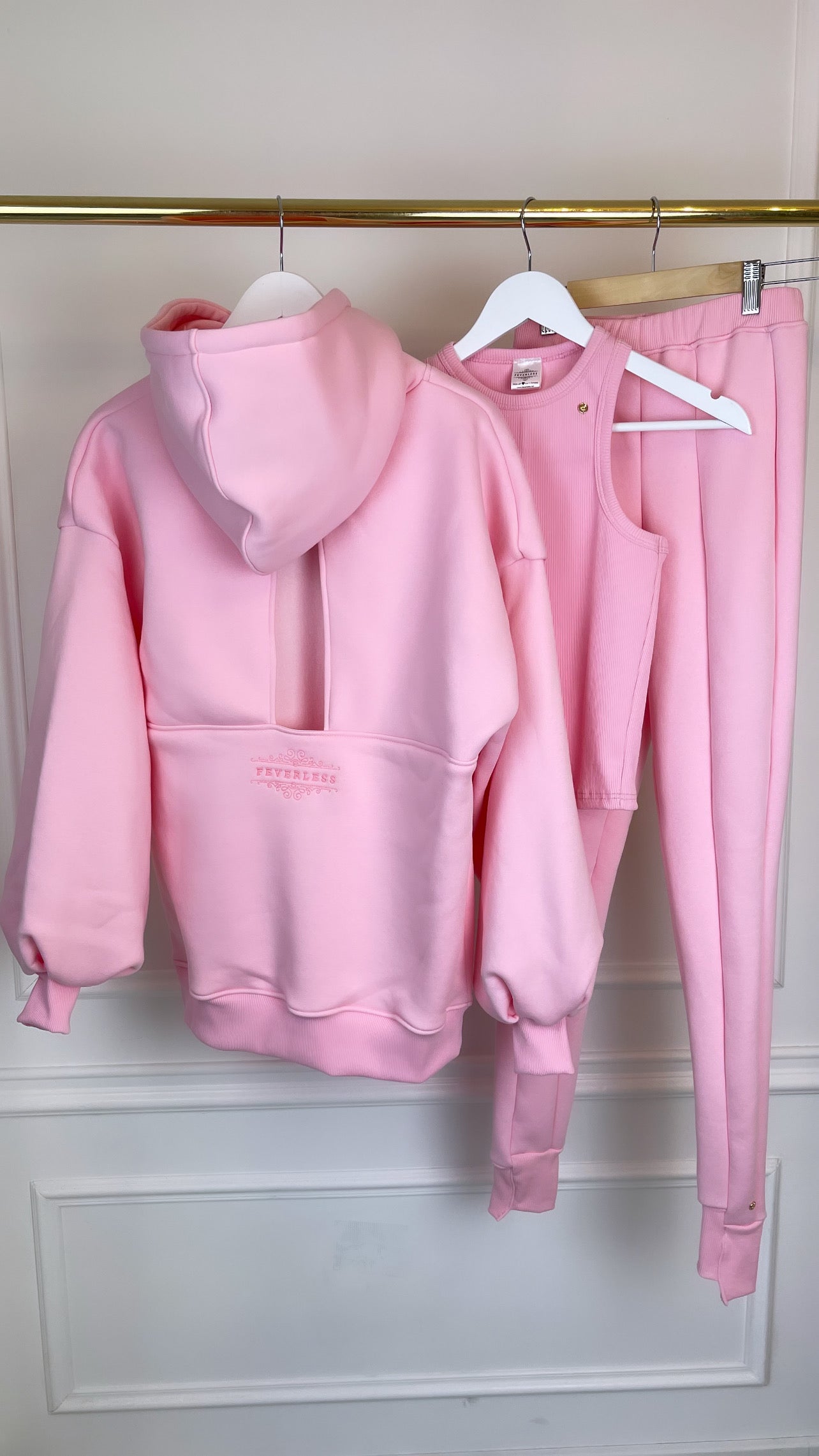SET 3 Pieces "Blush" Backless Sweatshirt + Pants + Top - 5 Color Variations SET 3 Pieces "Blush" Backless Sweatshirt + Pants + Top - 5 Color Variations