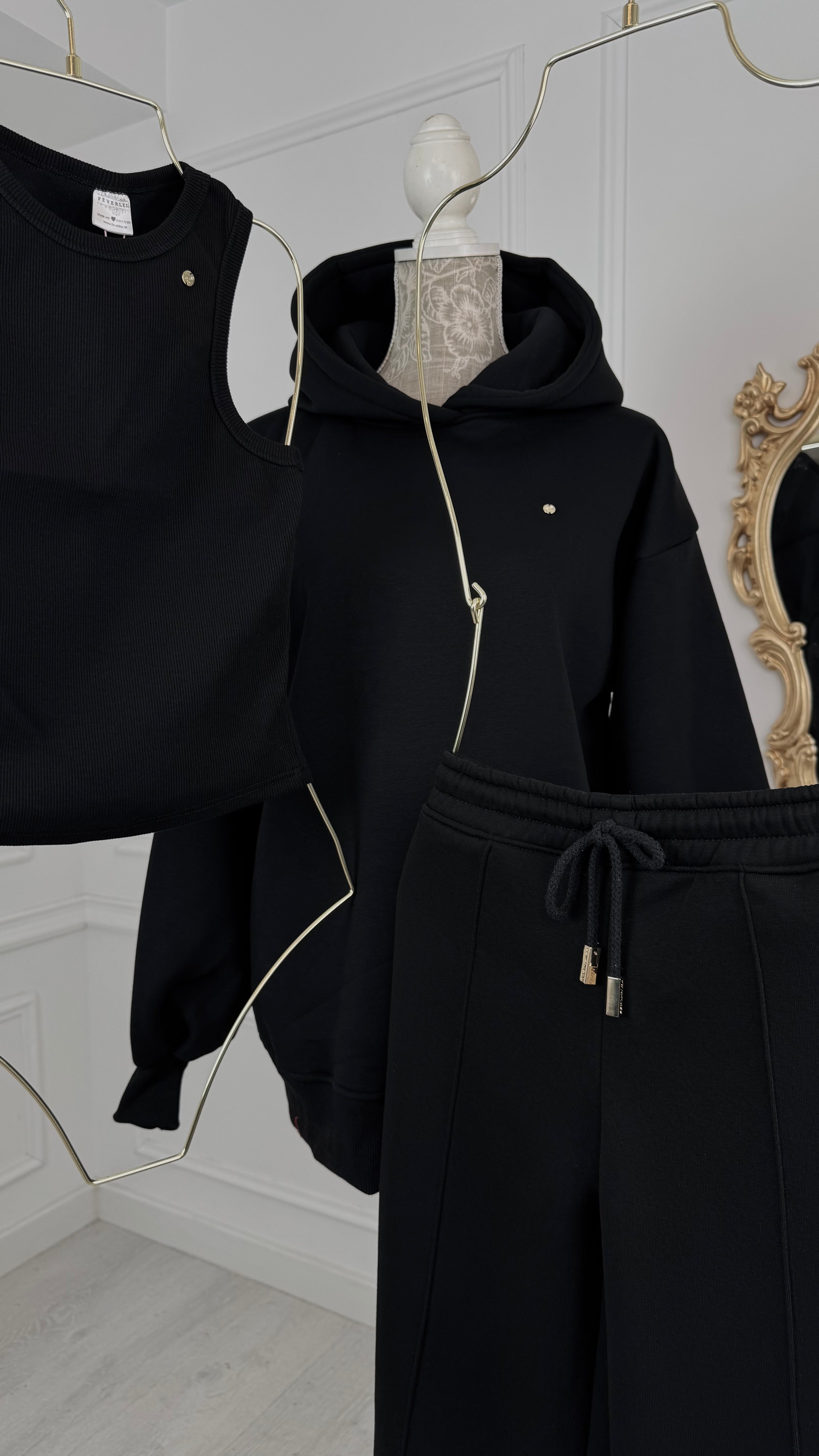 Set 3 Pieces "Blush" Hoodie with OPEN BACK + Straight Pants + Top - BLACK Set 3 Pieces "Blush" Hoodie with OPEN BACK + Straight Pants + Top - BLACK