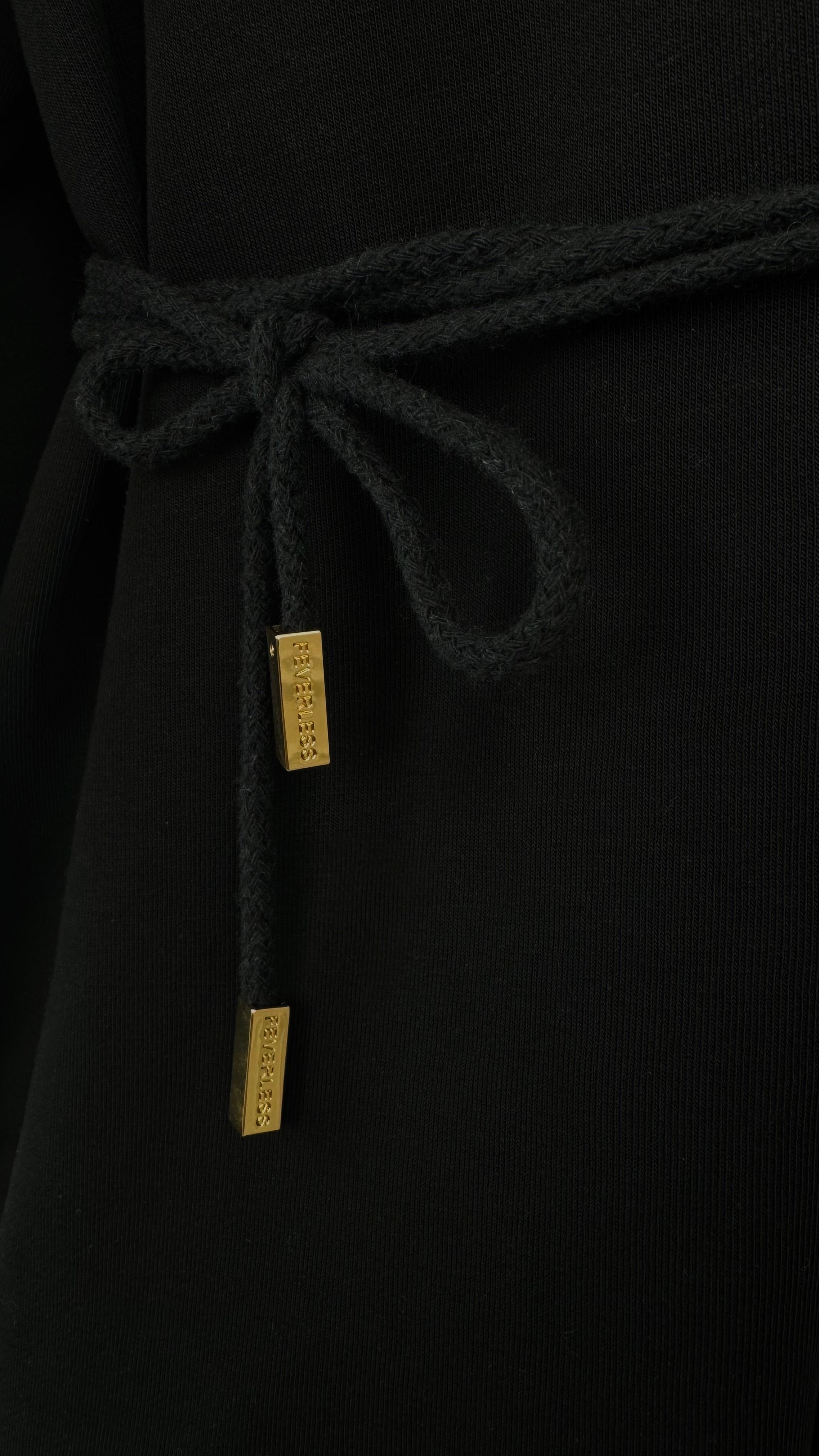 Set of 2 Pieces "Eria 330" Open-Back Blouse + Straight-Leg Cotton Pants BLACK Set of 2 Pieces "Eria 330" Open-Back Blouse + Straight-Leg Cotton Pants BLACK