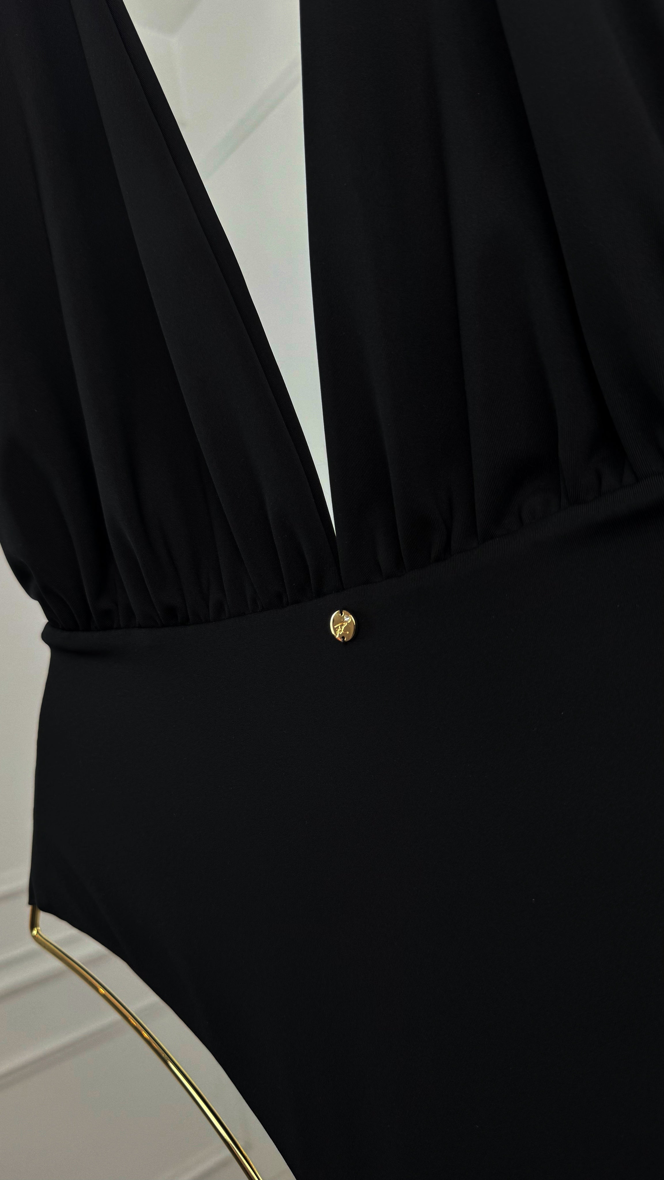 Costum de baie/Body întreg "Gaia" NEGRU Costum de baie/Body întreg "Gaia" NEGRU