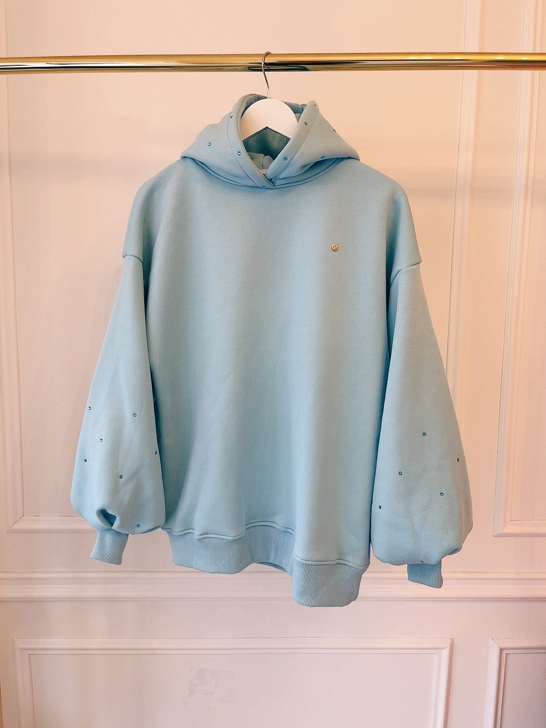 "Blush" CRISTALE sweatshirt with bare back and bell sleeves BABY BLUE "Blush" CRISTALE sweatshirt with bare back and bell sleeves BABY BLUE