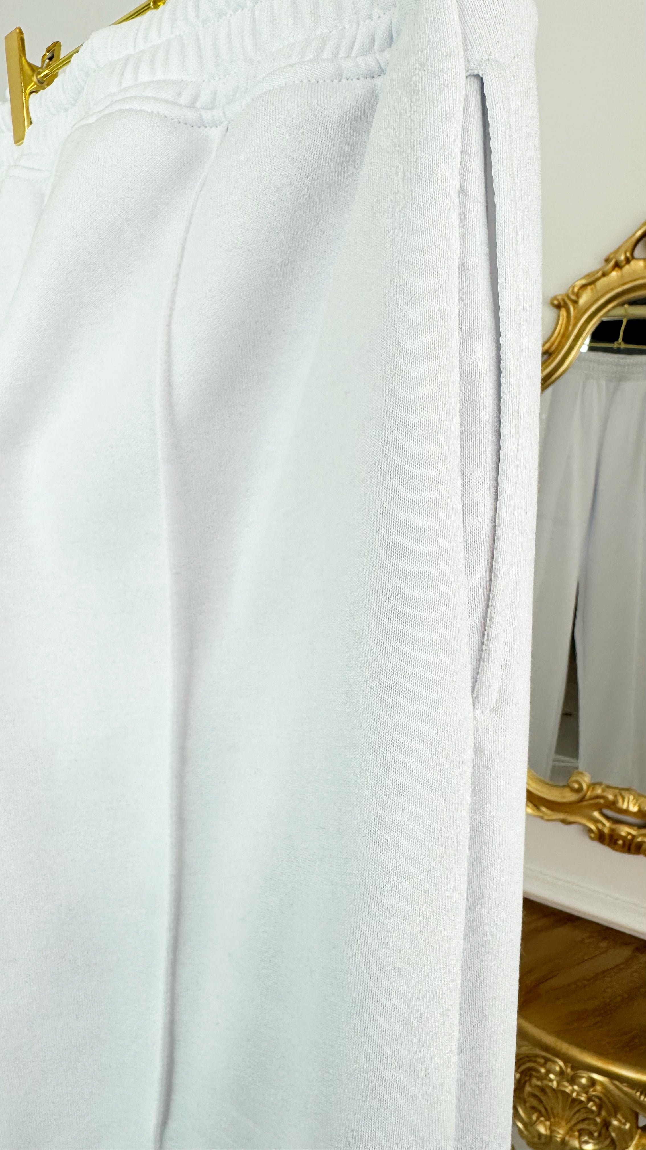 Straight Wide-Leg Long Pants "Blush" WHITE Straight Wide-Leg Long Pants "Blush" WHITE