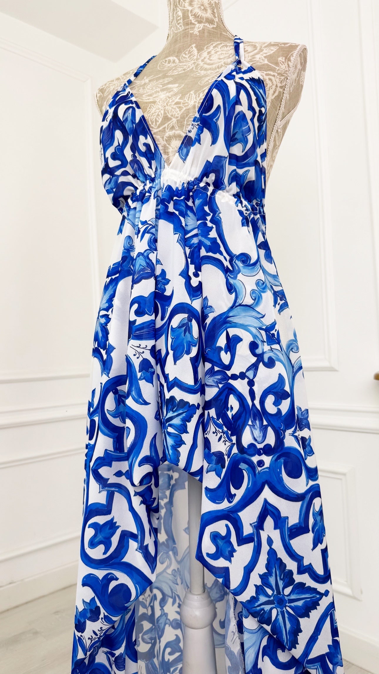 Rochie lungime ajustabilǎ Voal " Catharina " Lovely Ink Rochie lungime ajustabilǎ Voal " Catharina " Lovely Ink
