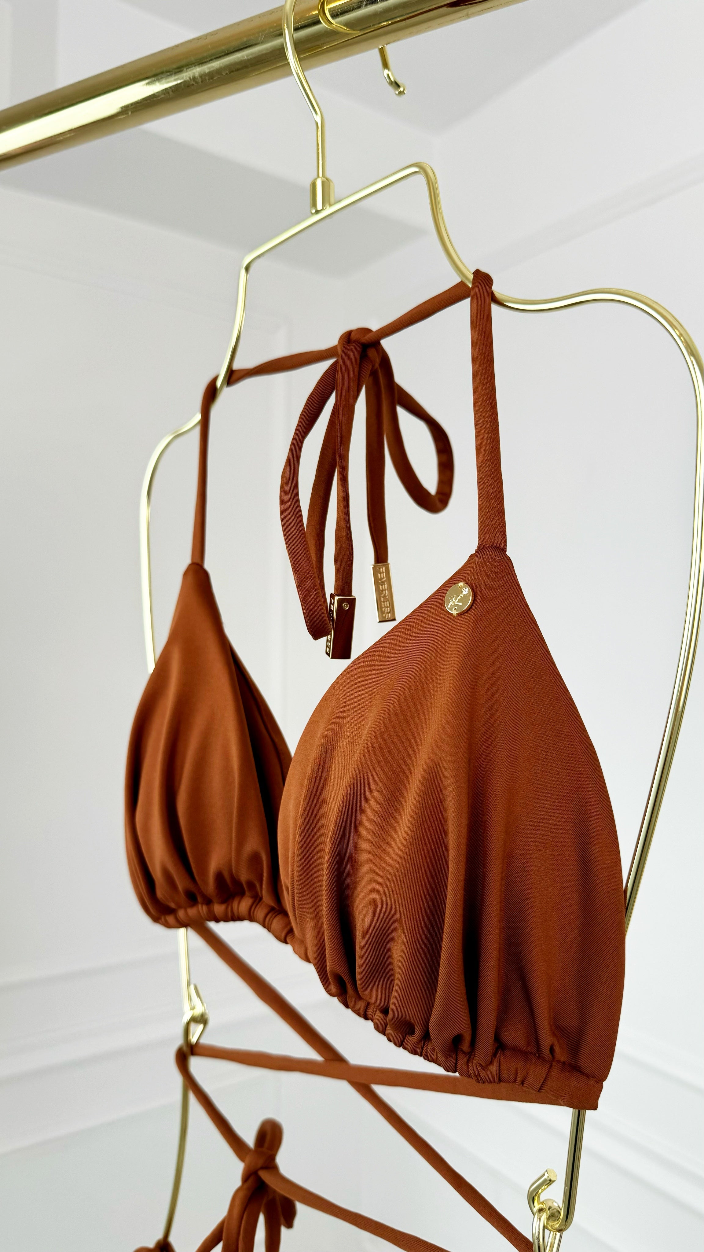Sutien de baie triunghi AMBER cupe detașabile Sutien de baie triunghi AMBER cupe detașabile