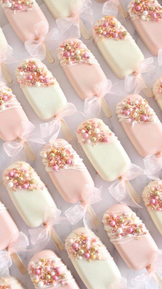 Cutie Party x 12 "Cakesicles" îmbrăcate în Ciocolatǎ Belgianǎ Callebaut