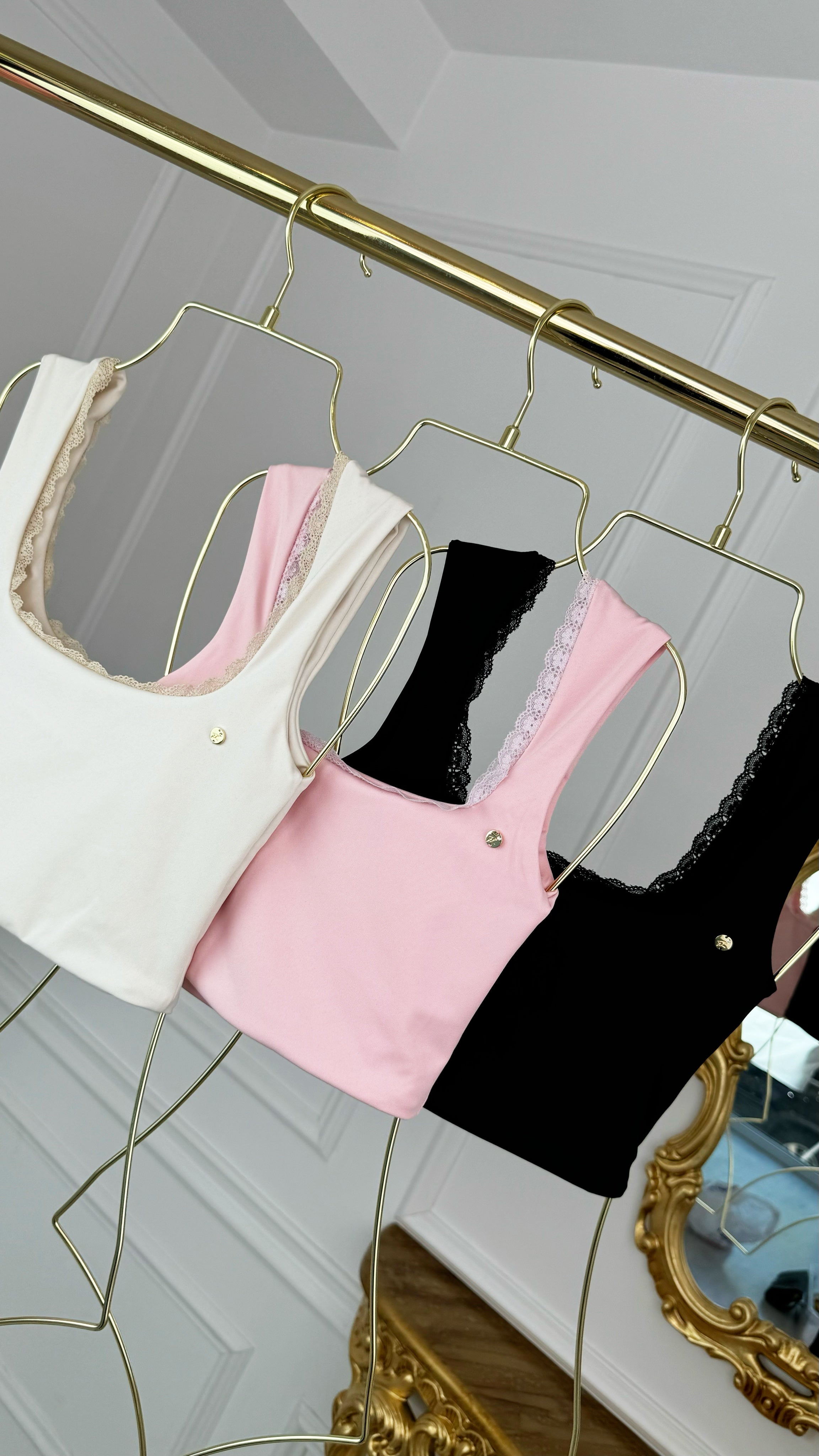 Bustier elástico "HERA" con encaje NEGRO Bustier elástico "HERA" con encaje NEGRO