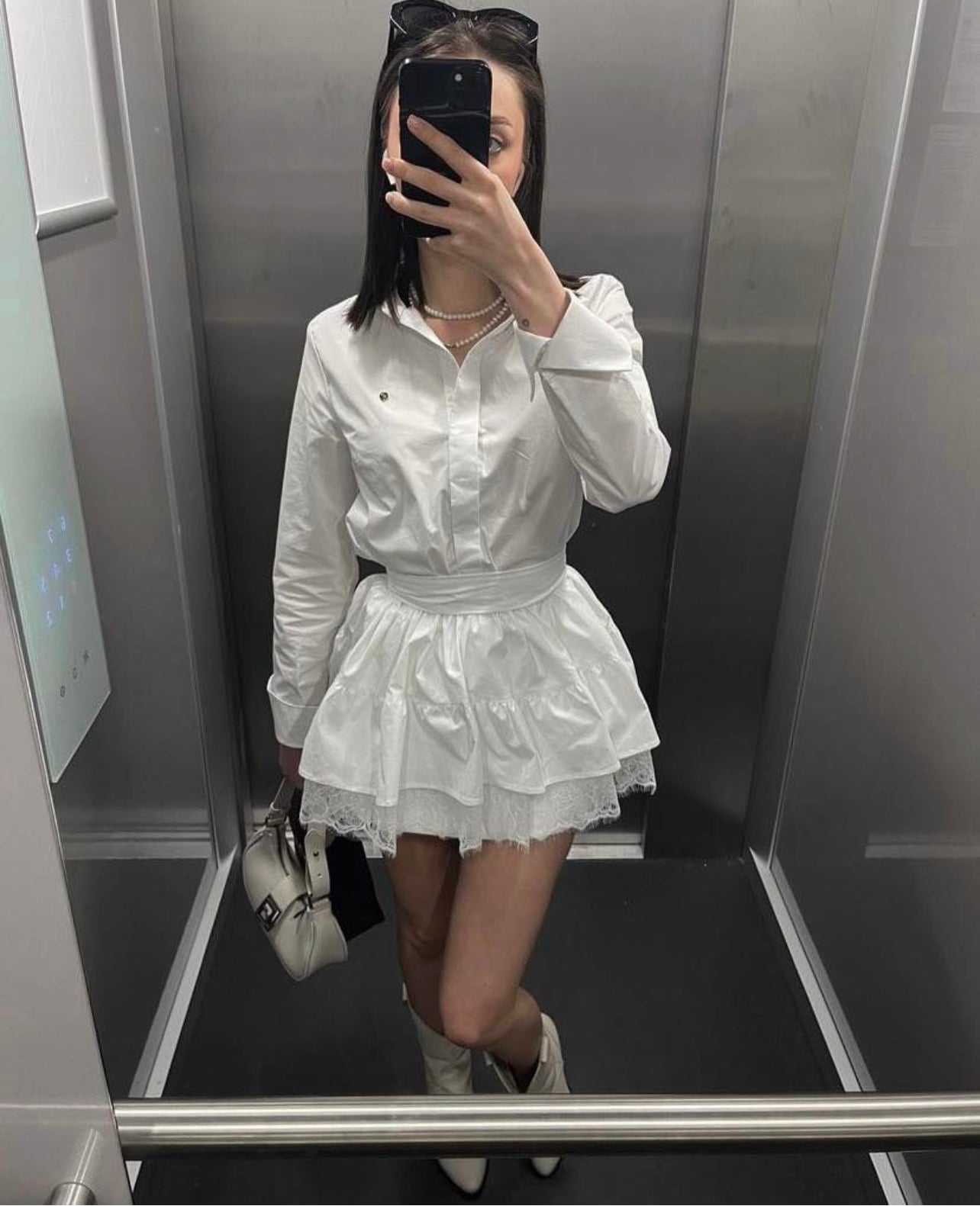 Camisa de algodón W. con volantes y encaje Blanco Camisa de algodón W. con volantes y encaje Blanco