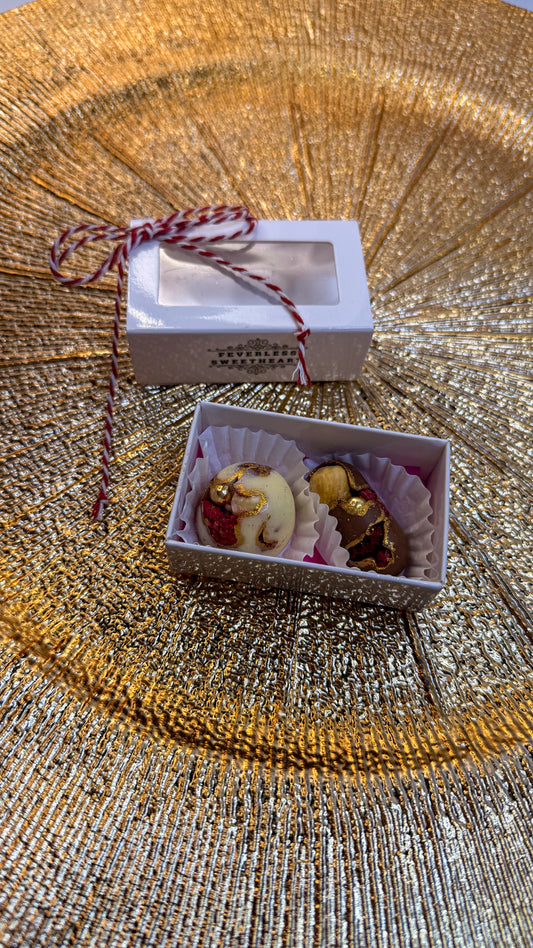 Cutie MǍRȚIŞOR- 2 Praline Ciocolată Belgianǎ