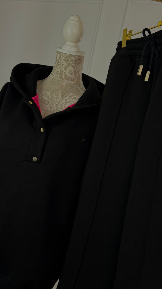 SET Sudadera 'Blush SNAP' con corchetes + Pantalones Anchos - NEGRO