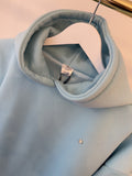 Sudadera con capucha y espalda sin cortes "Blush" con mangas acampanadas -5 VARIACIONES DE COLORES Sudadera con capucha y espalda sin cortes "Blush" con mangas acampanadas -5 VARIACIONES DE COLORES