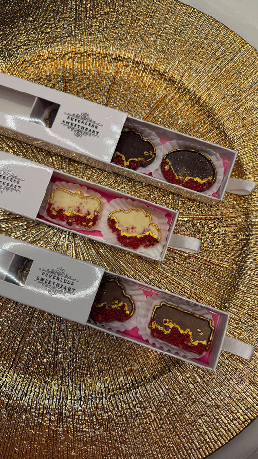 Cutie cu 1 Sertar 3 Rame Ciocolatǎ Albǎ cu zmeurǎ liofilizatǎ