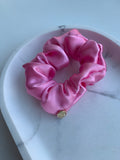 1 Medium Mulberry Natural Silk Scrunchie 1 Medium Mulberry Natural Silk Scrunchie