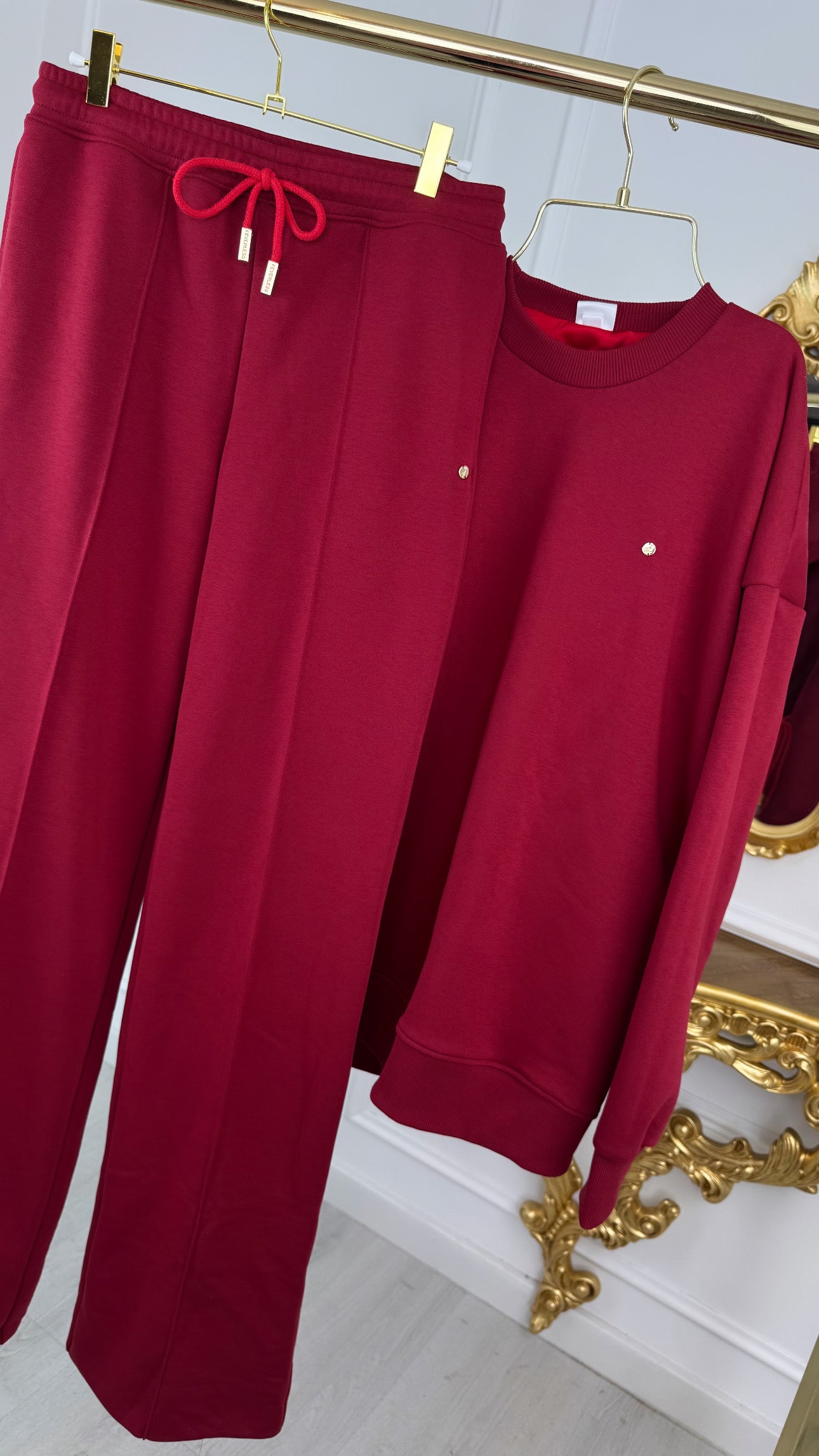 Pantalones "ERIA 330" Algodón Rectos y Anchos WINE Pantalones "ERIA 330" Algodón Rectos y Anchos WINE