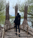 Hanorac  " Blush " cu spatele gol și mâneci clopot NEGRU Hanorac  " Blush " cu spatele gol și mâneci clopot NEGRU