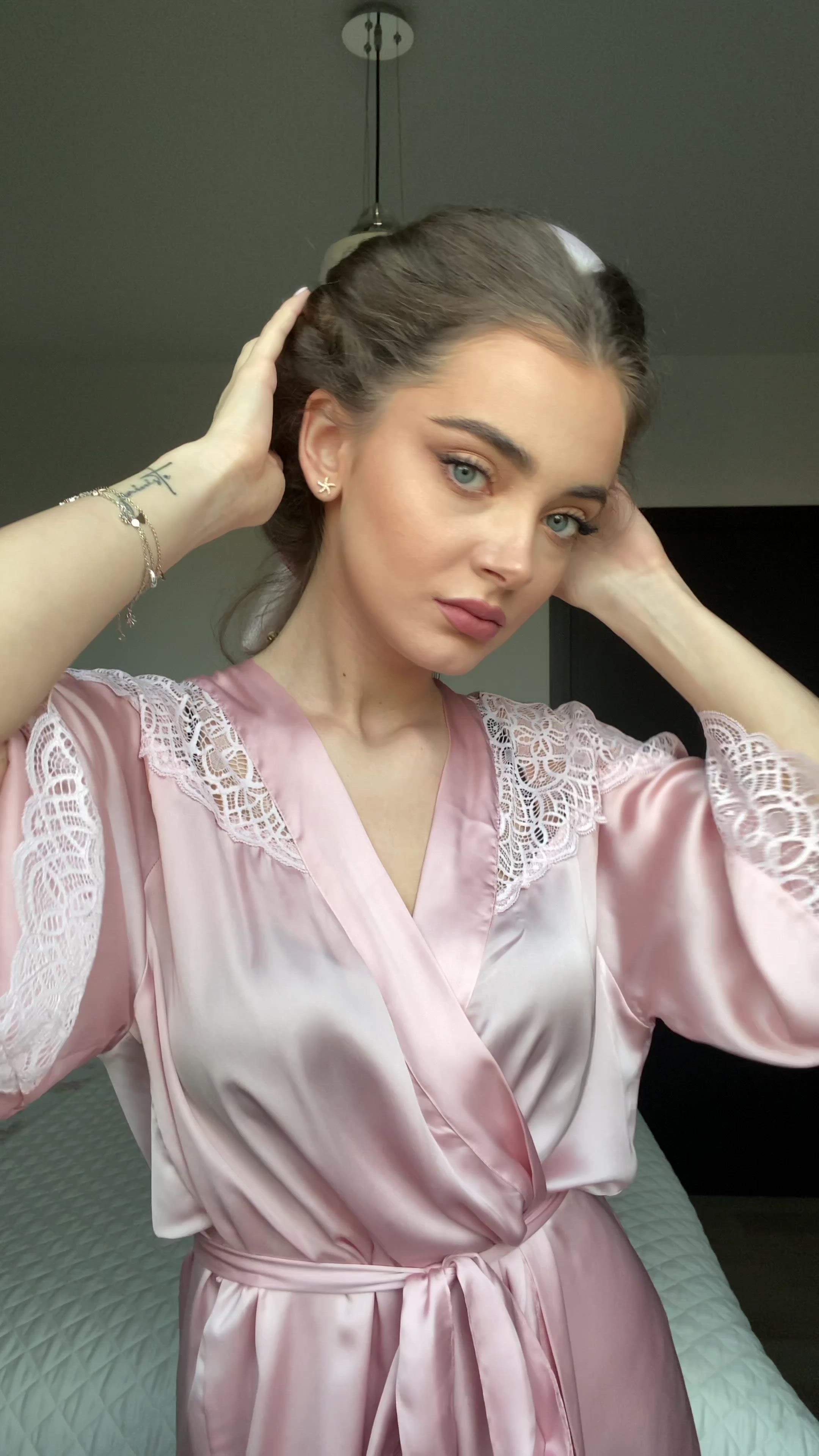 Rizador estándar sin calor con elásticos de Seda Natural Dorado Rizador estándar sin calor con elásticos de Seda Natural Dorado