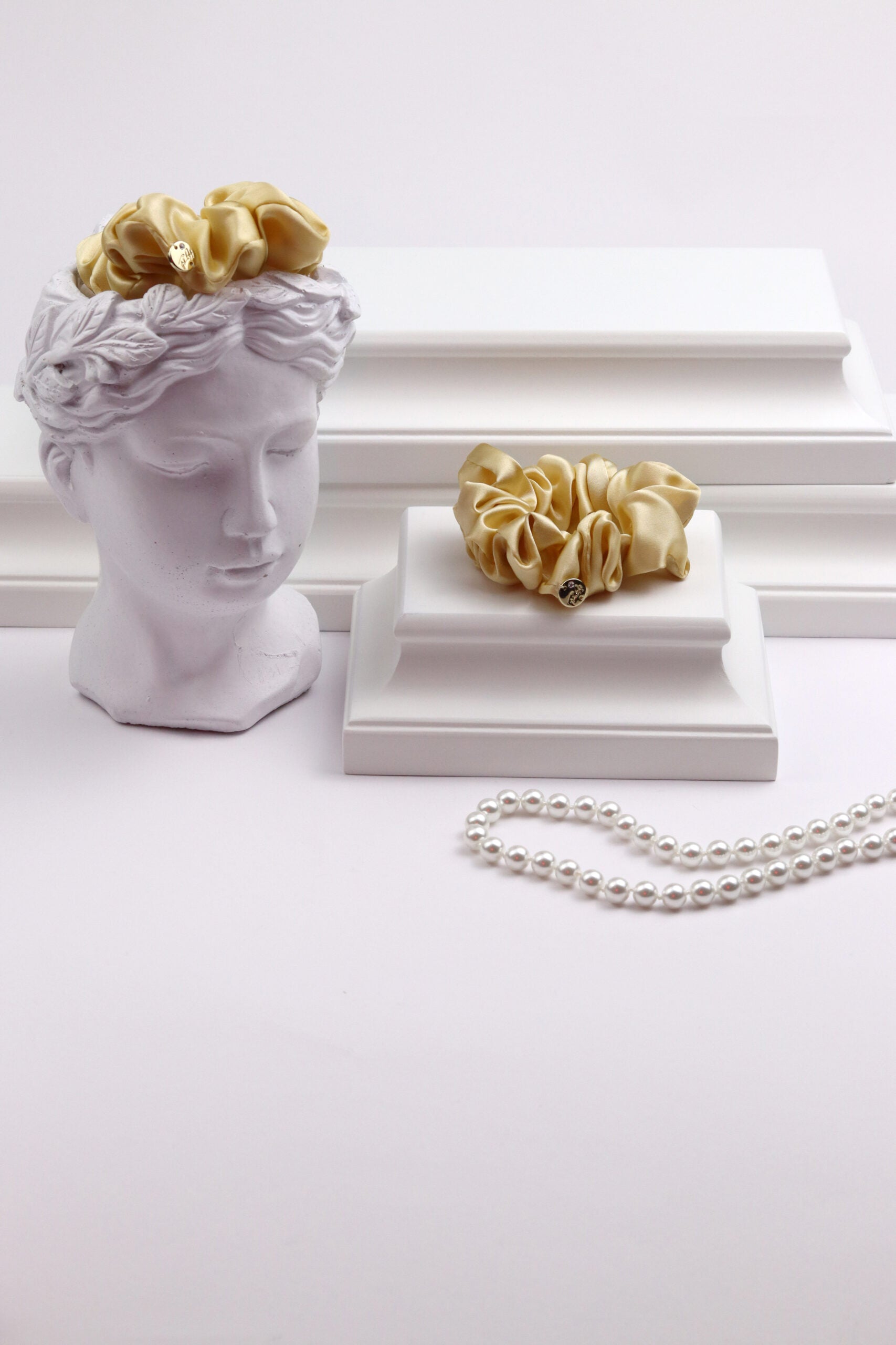 1 Medium Mulberry Natural Silk Scrunchie 1 Medium Mulberry Natural Silk Scrunchie