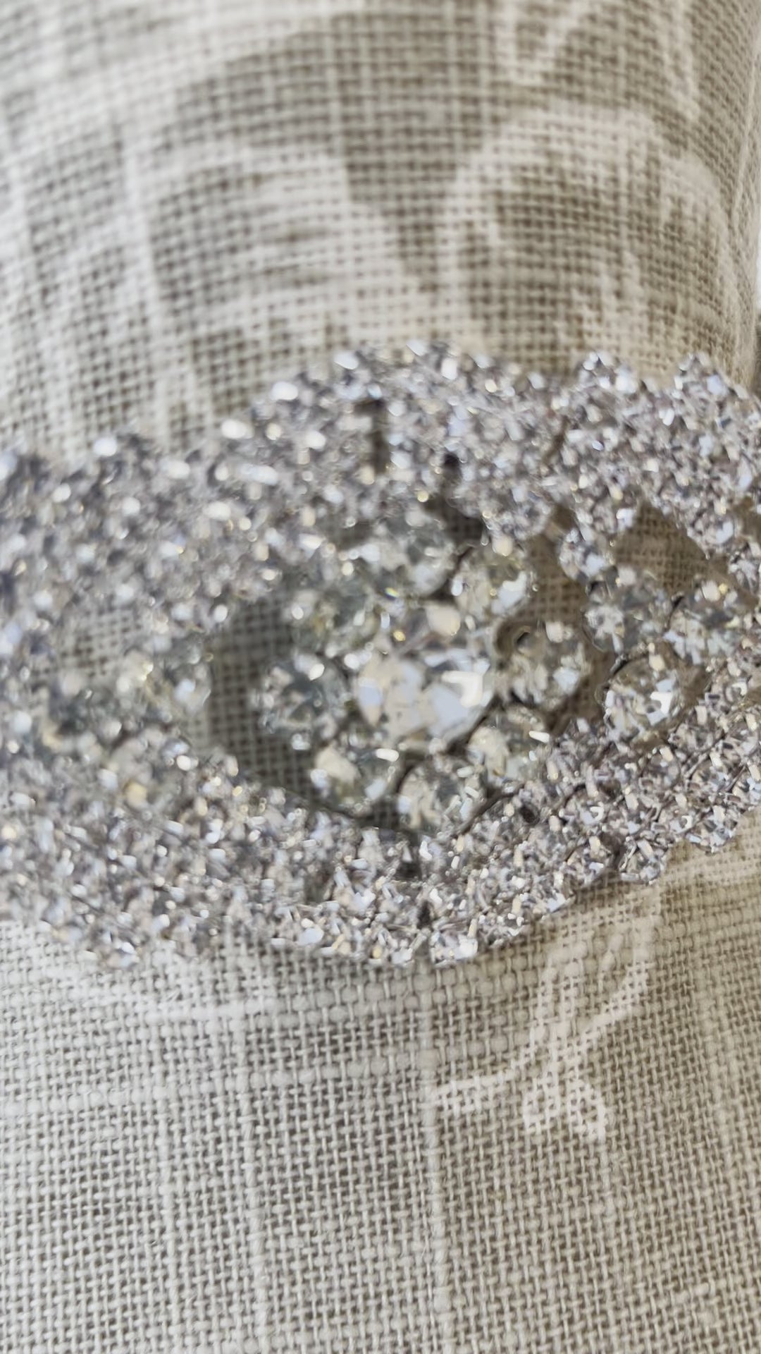Chocker Cinderella la baza gâtului cu cristale și catifea by Shirley Navone Chocker Cinderella la baza gâtului cu cristale și catifea by Shirley Navone