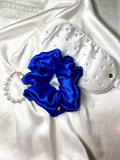 1 Large Mulberry Natural Silk Scrunchie in various colors. 1 Large Mulberry Natural Silk Scrunchie in various colors.
