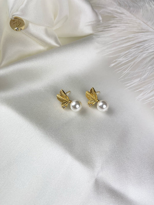 Cercei Leaf Pearls by Shirley Navone cu Perle