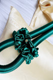 SET XXS Glowing Hair & Skin - XXS Emerald Green Curler Kit + 1 FeverLess Natural Silk Golden Pillowcase. SET XXS Glowing Hair & Skin - XXS Emerald Green Curler Kit + 1 FeverLess Natural Silk Golden Pillowcase.
