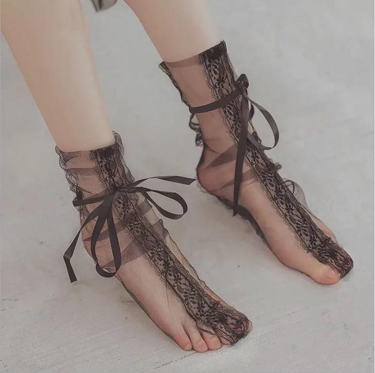 Socks with lace Socks with lace
