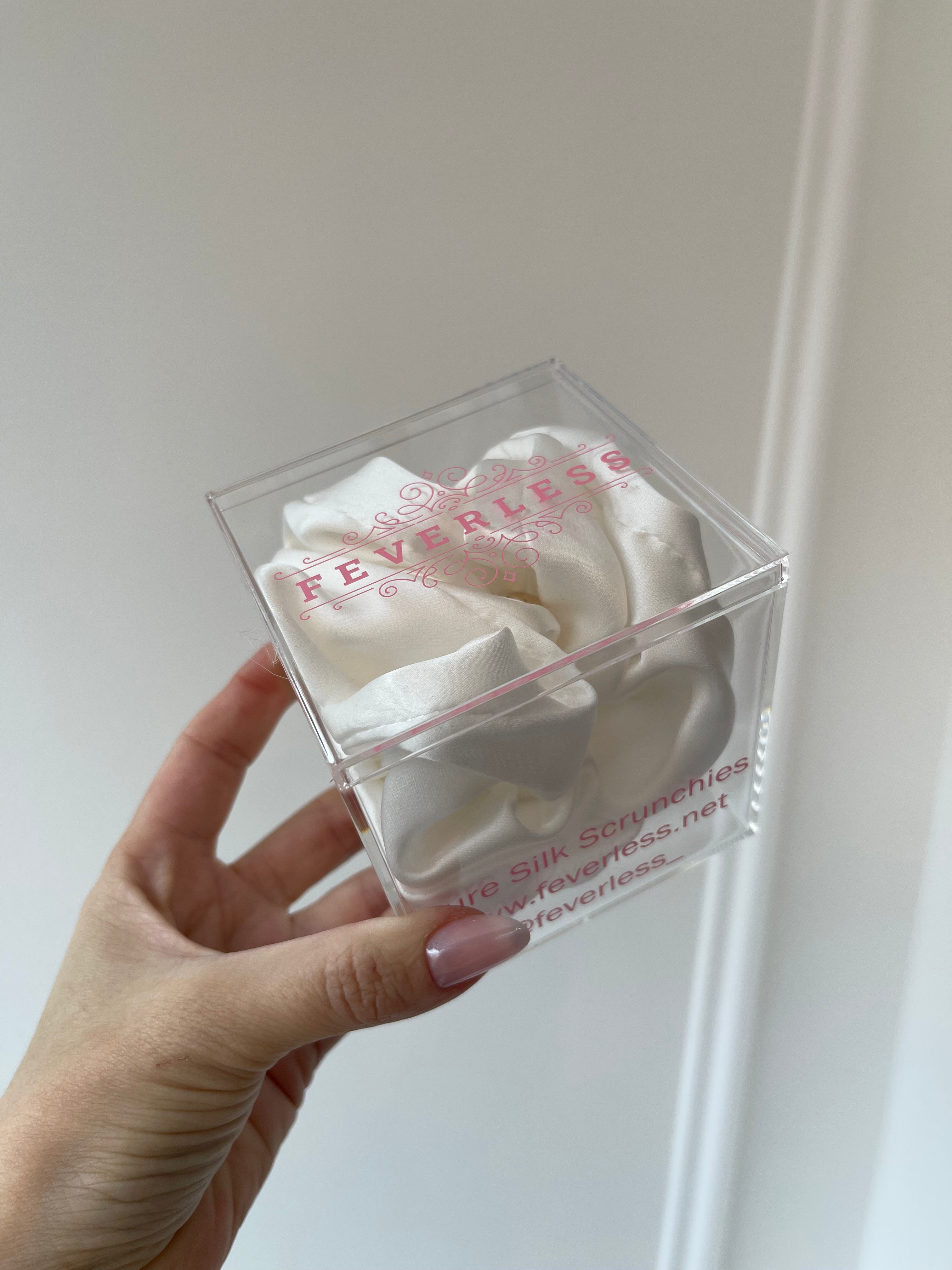 1 Large Mulberry Natural Silk Scrunchie in various colors. 1 Large Mulberry Natural Silk Scrunchie in various colors.