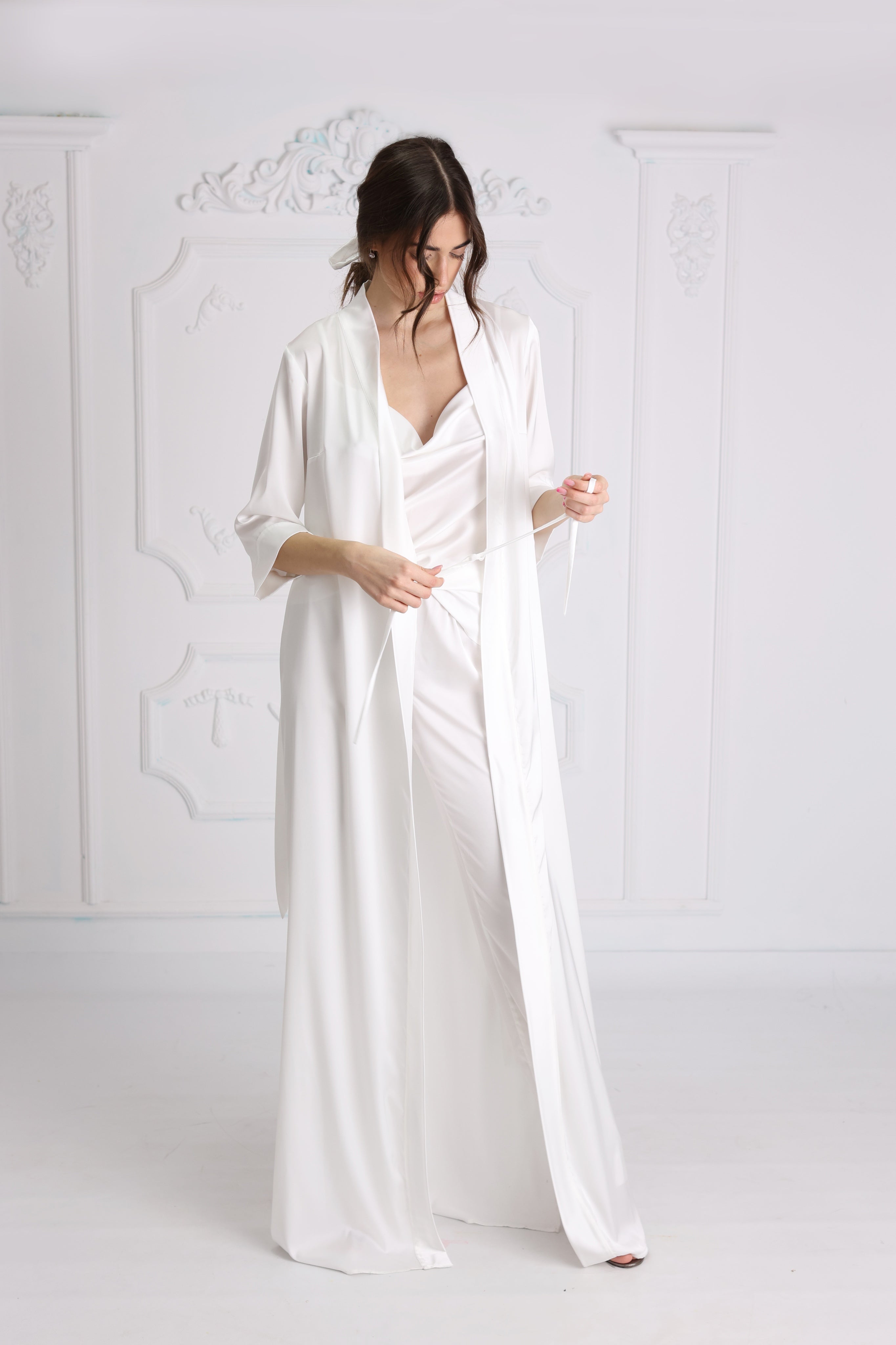 Bata larga de raso White Wave Bata larga de raso White Wave