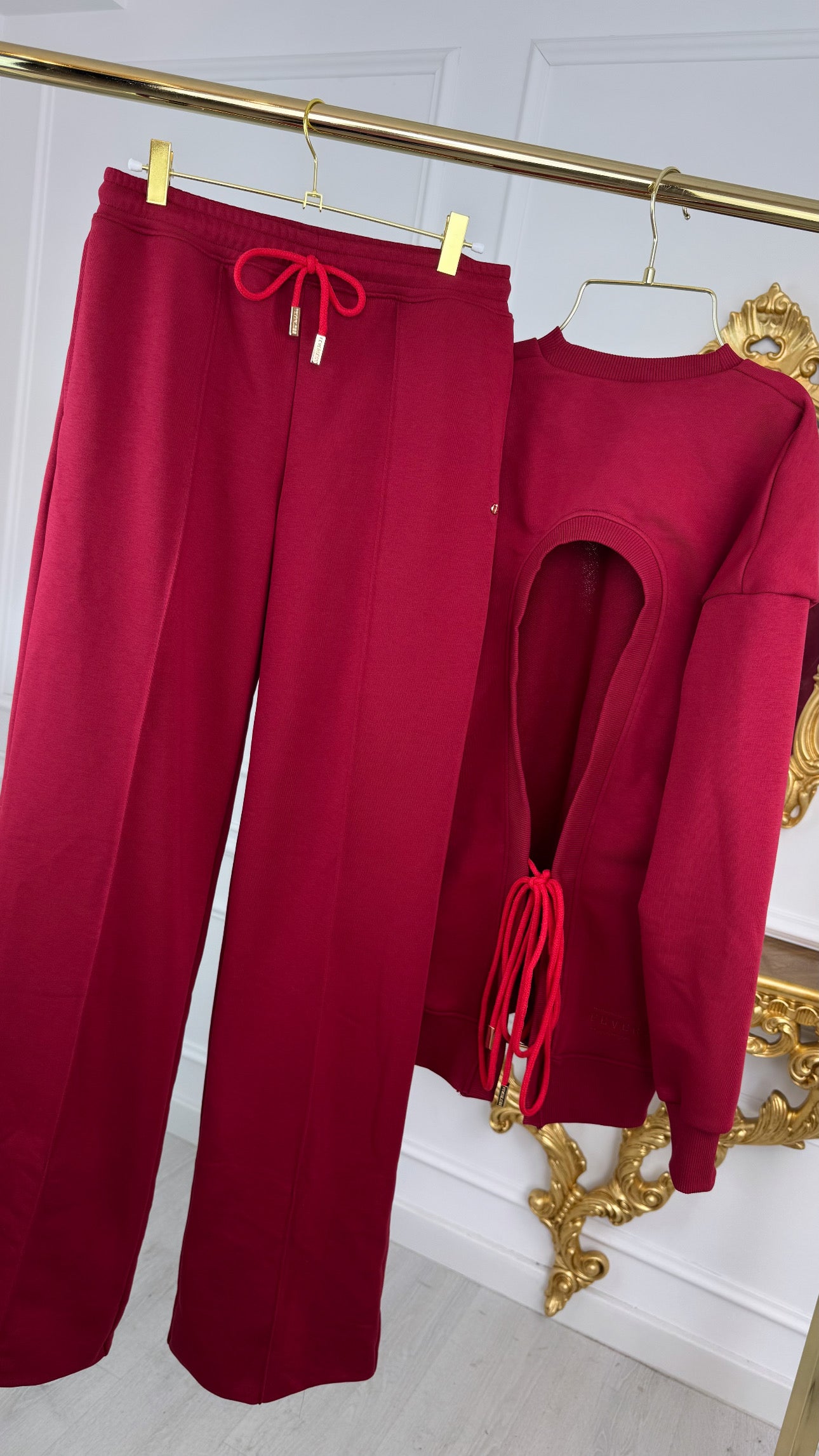 2-Piece Set "Eria": Blouse with Open Back + Straight Long Cotton Pants WINE