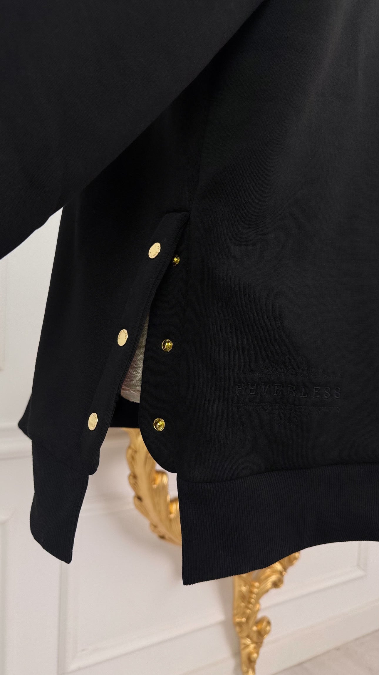 Bluză BLUSH - SNAP cu Satin la interior NEGRU