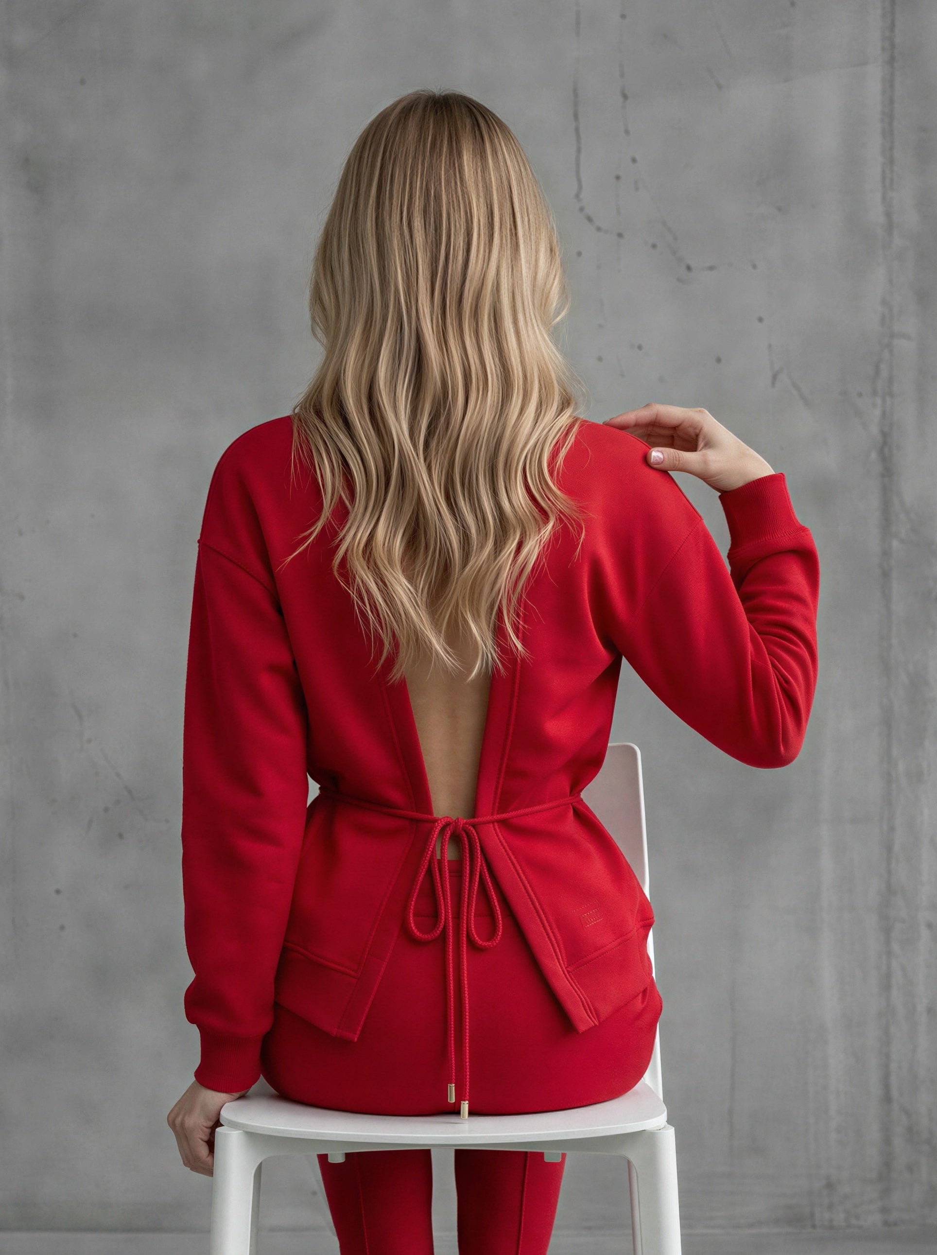 Sada 2 kusů "Eria 500" top s holými zády + rovné dlouhé bavlněné kalhoty ČERVENÁ