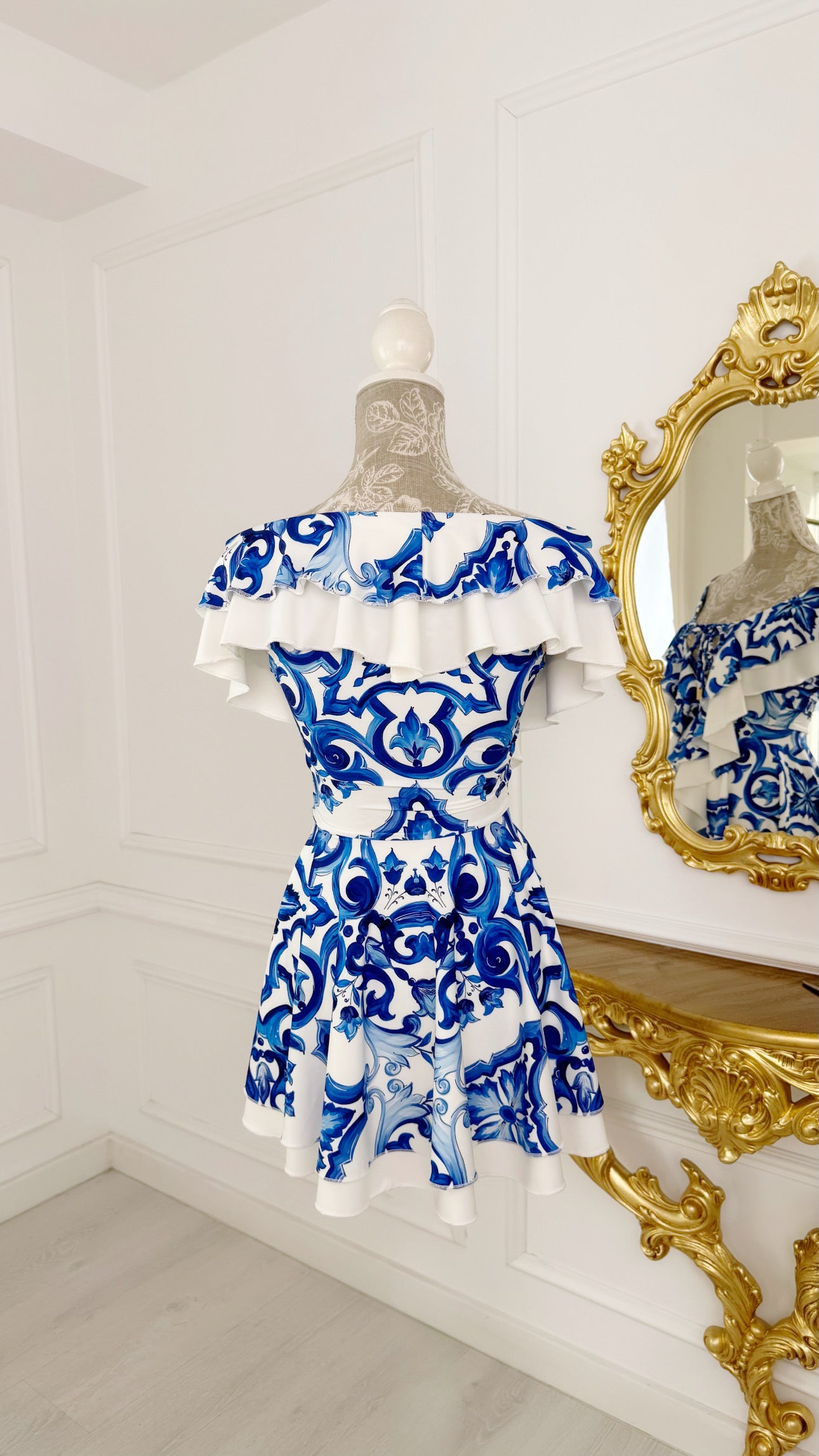 Rochie elasticǎ ALEXIS cu Volane print Majolica