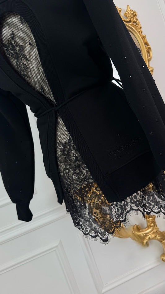 Blusa de encaje NEGRA