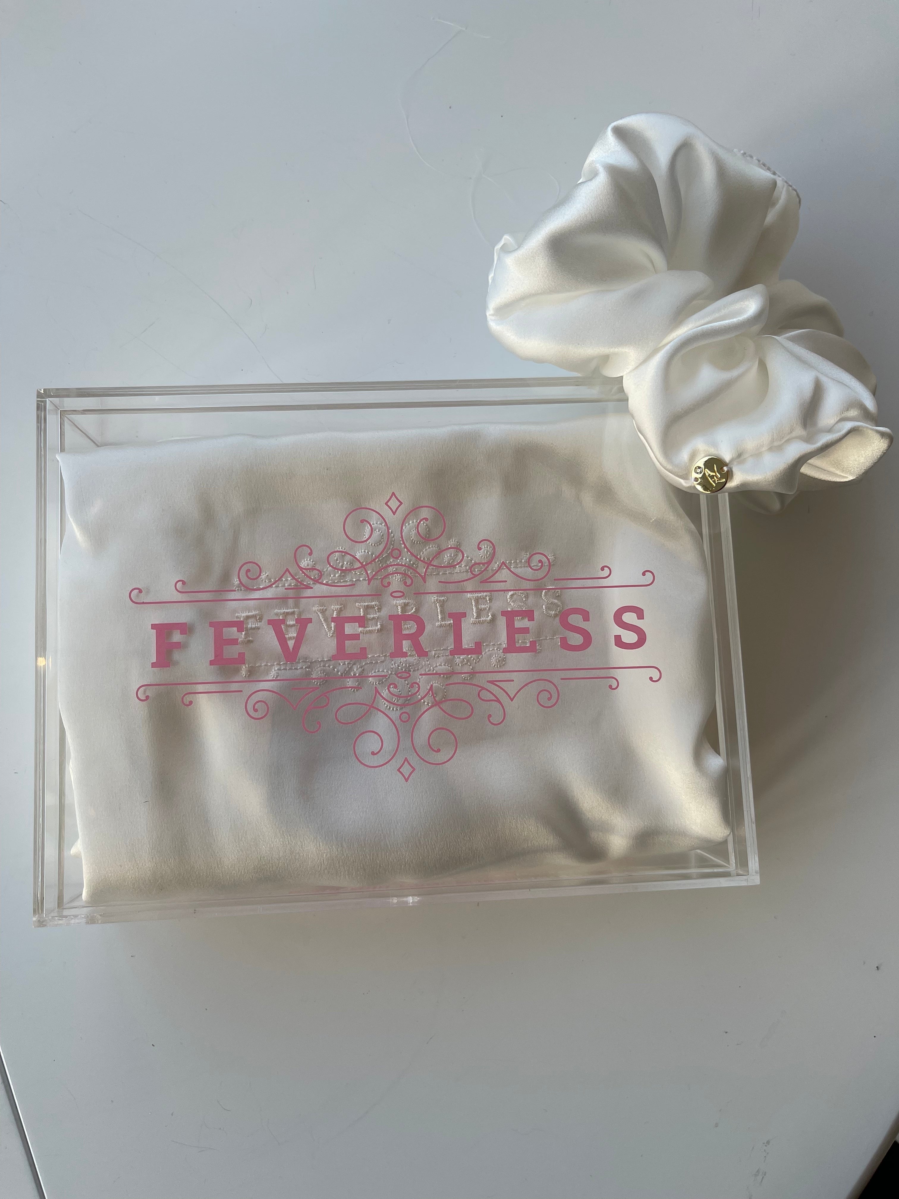Funda de cojín bordada con logotipo FeverLess en seda de morera natural con cremallera (VARIOS COLORES)