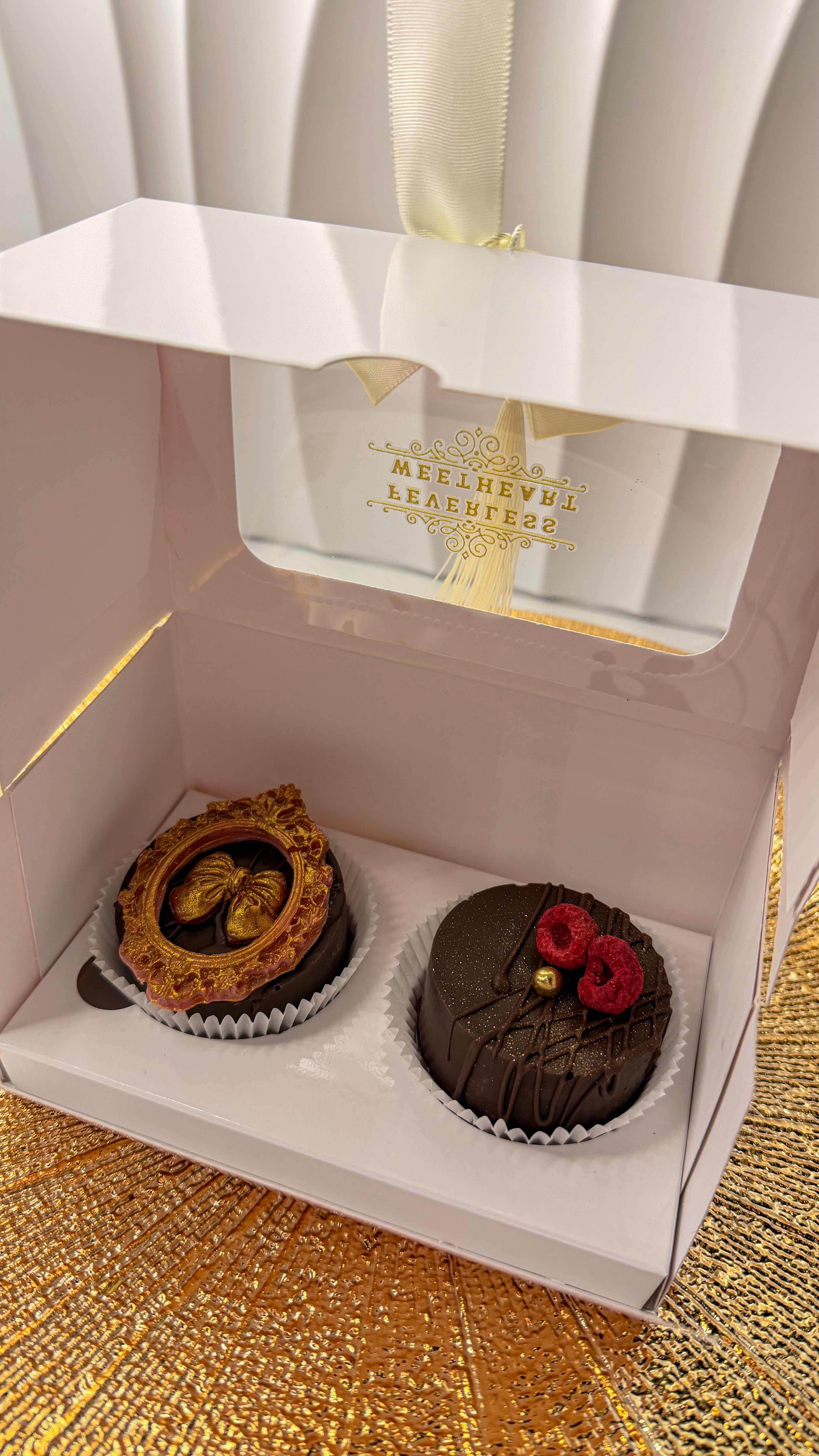 CUTIE Brownies îmbrăcate în Ciocolată Belgiană