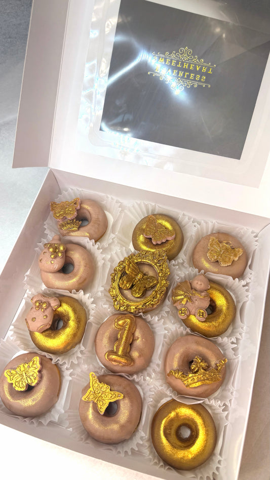 CUTIE MINI DONUTS acoperite cu ciocolatǎ Belgianǎ culoare - BLUSH Decor din Ciocolatǎ BABY  ( Ridicare Din Târgu Mureş)