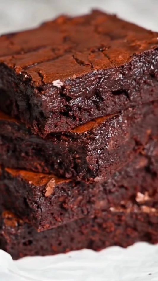 Cele mai bune BROWNIES din Lume - Super Moist cu Ciocolată Belgianǎ