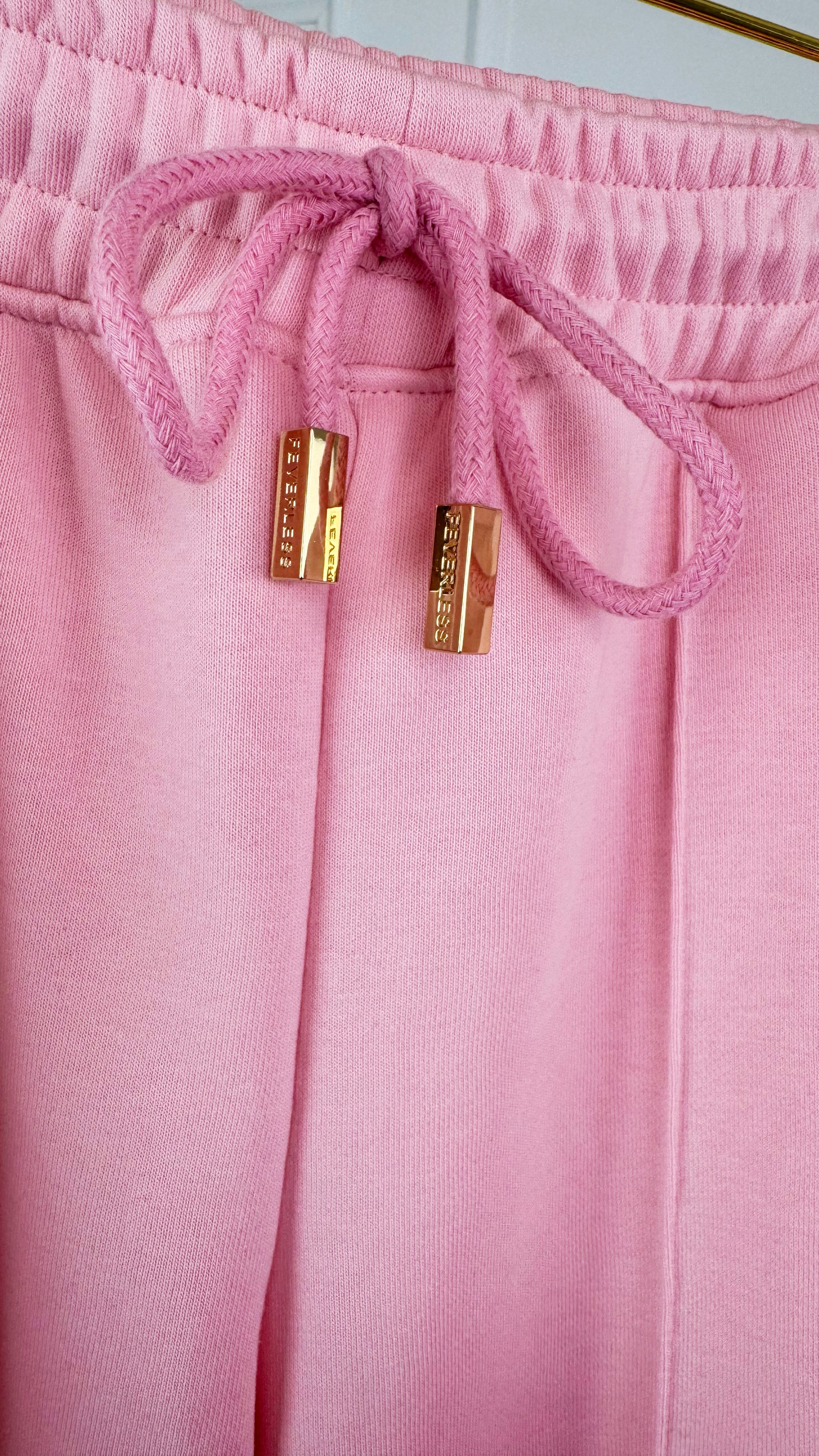 Set de 2 Piezas "Eria 500" Blusa con Espalda Descubierta + Pantalones Largos Rectos de Algodón ROSA BEBÉ