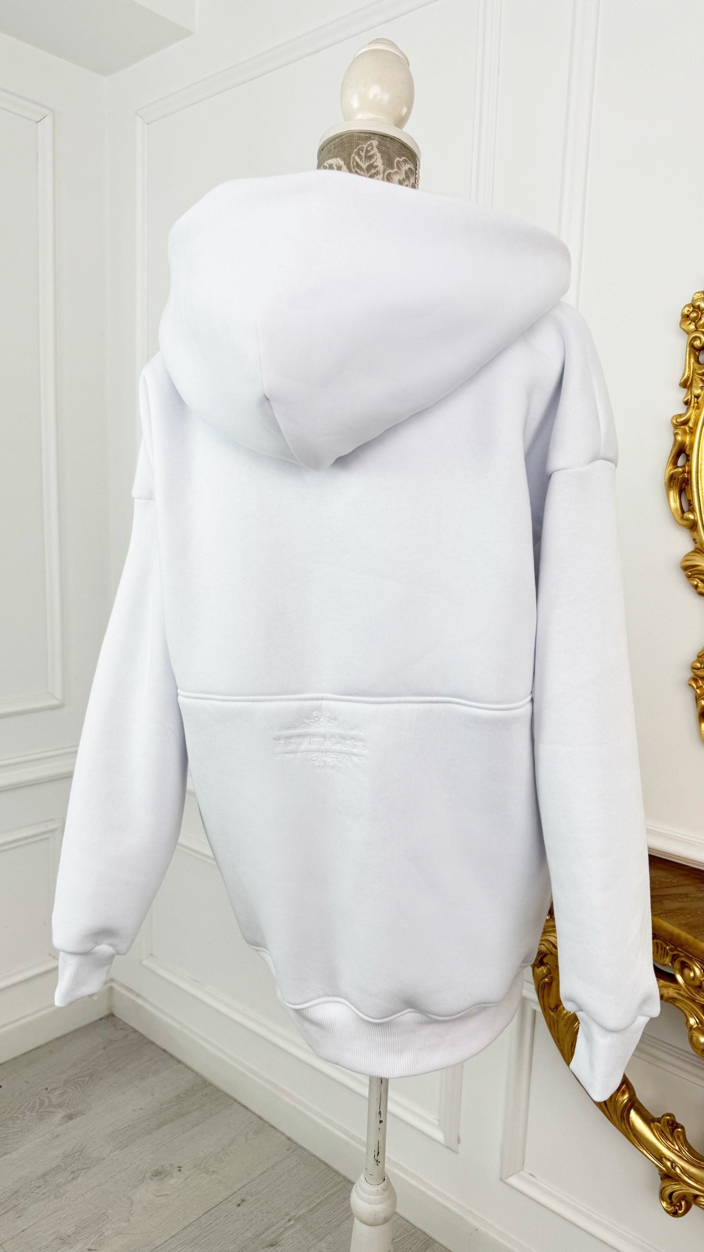 Hanorac " Blush Snap " cu capse și Satin pe interior ALB
