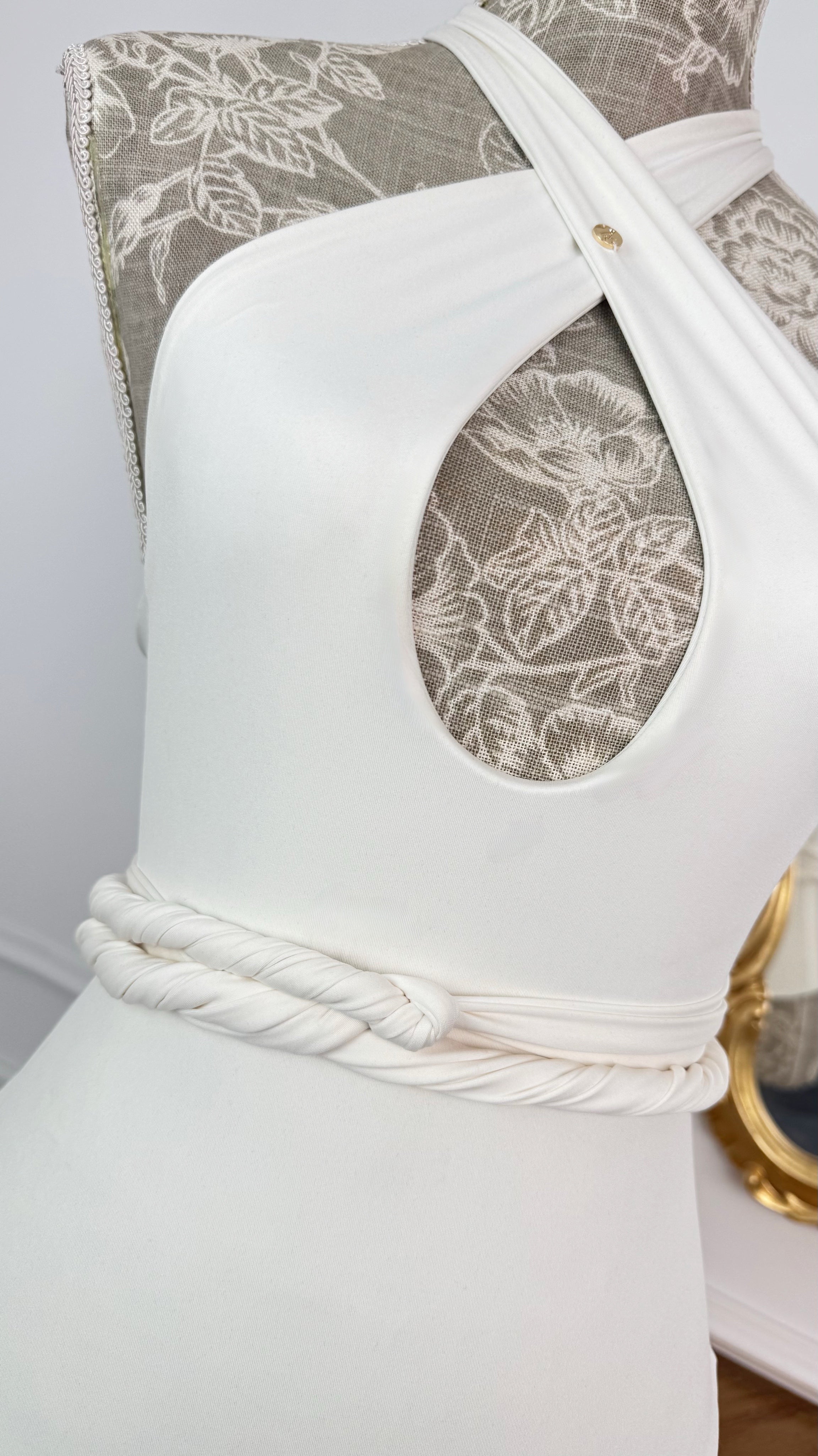 Costum de baie/Body întreg "Latifa" Brazilian Cut - MILK