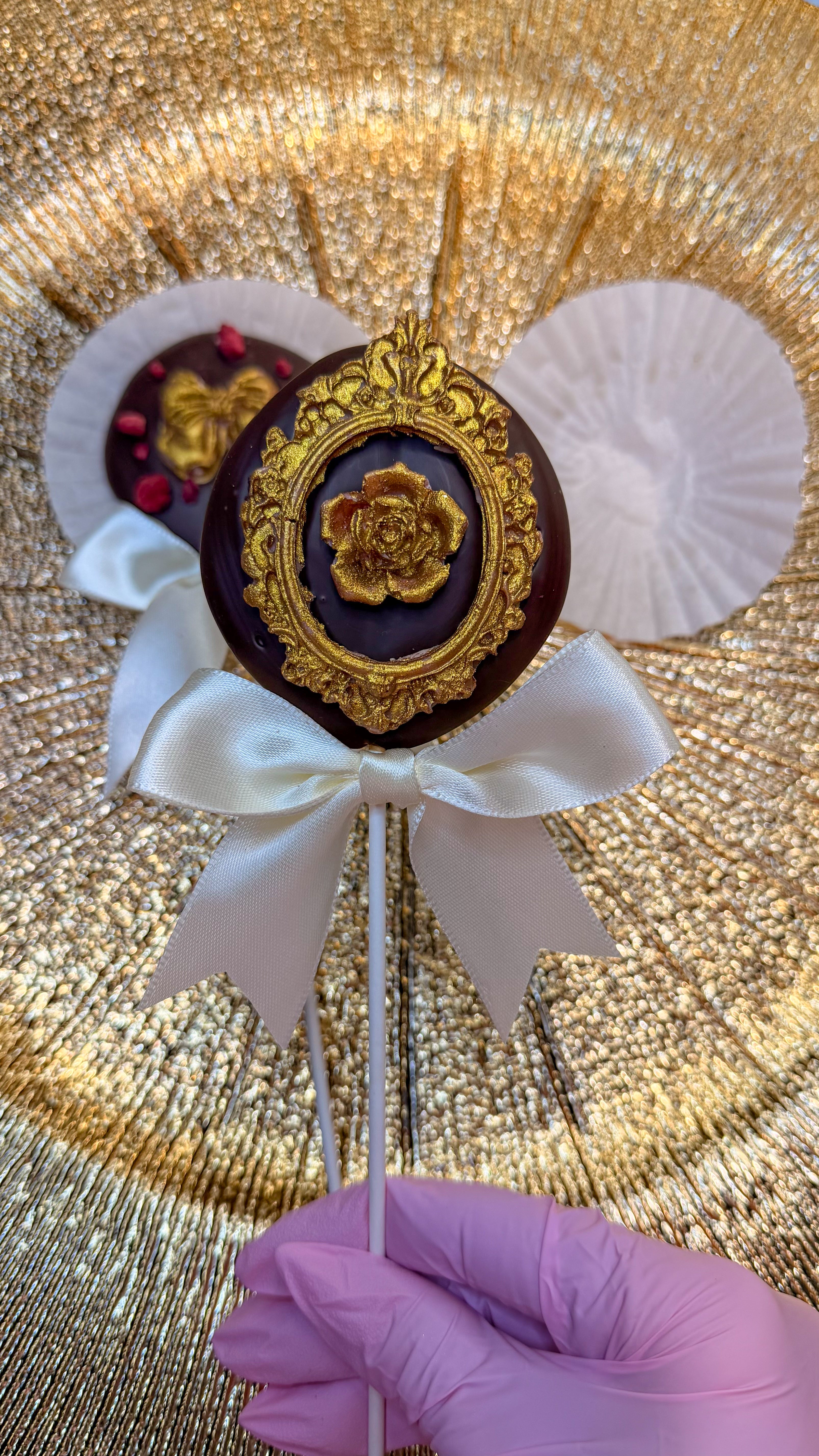 Cutie 6/10 bucăți MǍRȚIŞOARE Lollipop din Ciocolată Belgiană