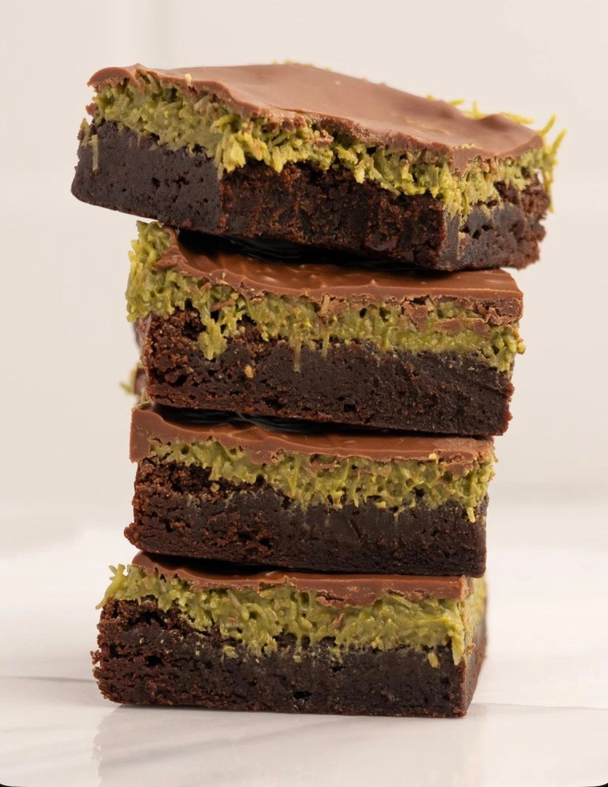 CUTIE TIP CADOU  BROWNIES DUBAI  - Super Moist cu Ciocolată Belgianǎ