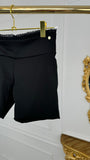Set 3 piese Bluză " Eria 330 " cu spatele gol + Pantaloni extra scurți Hera + Bluza Dantela NEGRU