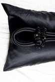 SET XXS Glowing Hair & Skin - Kit de rizado XXS + 1 funda de almohada con logo FeverLess hecha de seda natural negra