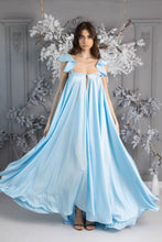 Load image into Gallery viewer, Cardigan &quot;Goddess&quot; Baby Blue